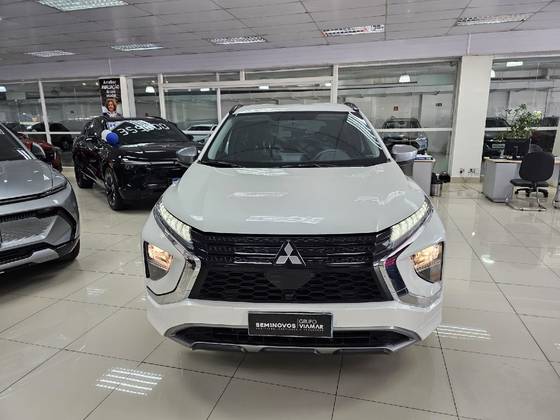 MITSUBISHI ECLIPSE CROSS 1.5 MIVEC TURBO GASOLINA HPE-S BLACK S-AWC CVT MITSUBISHI ECLIPSE CROSS 1.5 MIVEC TURBO GASOLINA HPE-S BLACK S-AWC CVT